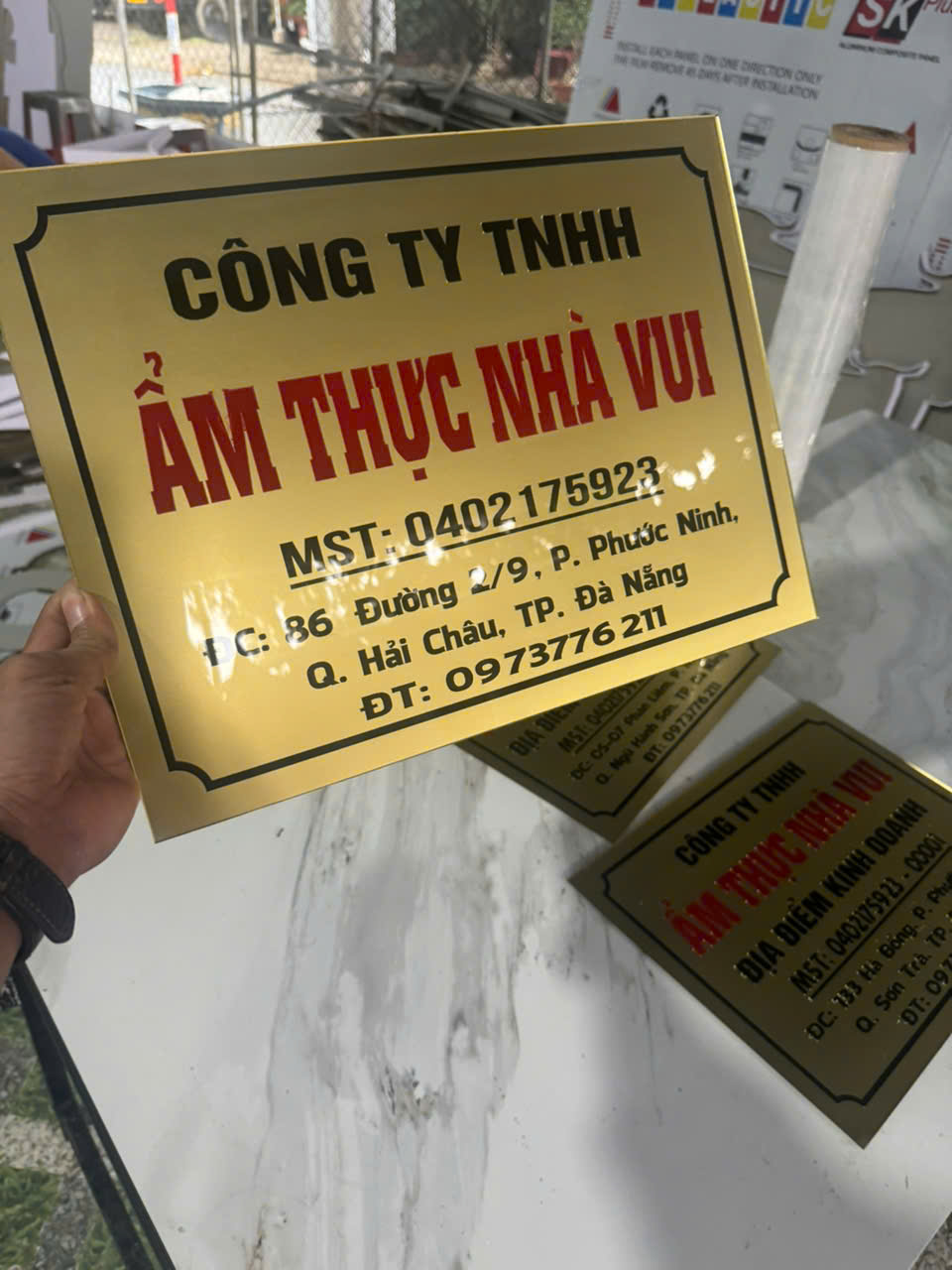 Kinh Nghiệm Chọn Chất Liệu Làm Biển Hiệu Quảng Cáo Tại Đà Nẵng Vừa Bền Vừa Đẹp